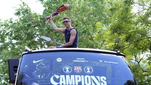 Tokom proslave titule Barcelone saznalo se kakvu odluku je donio Robert Lewandowski